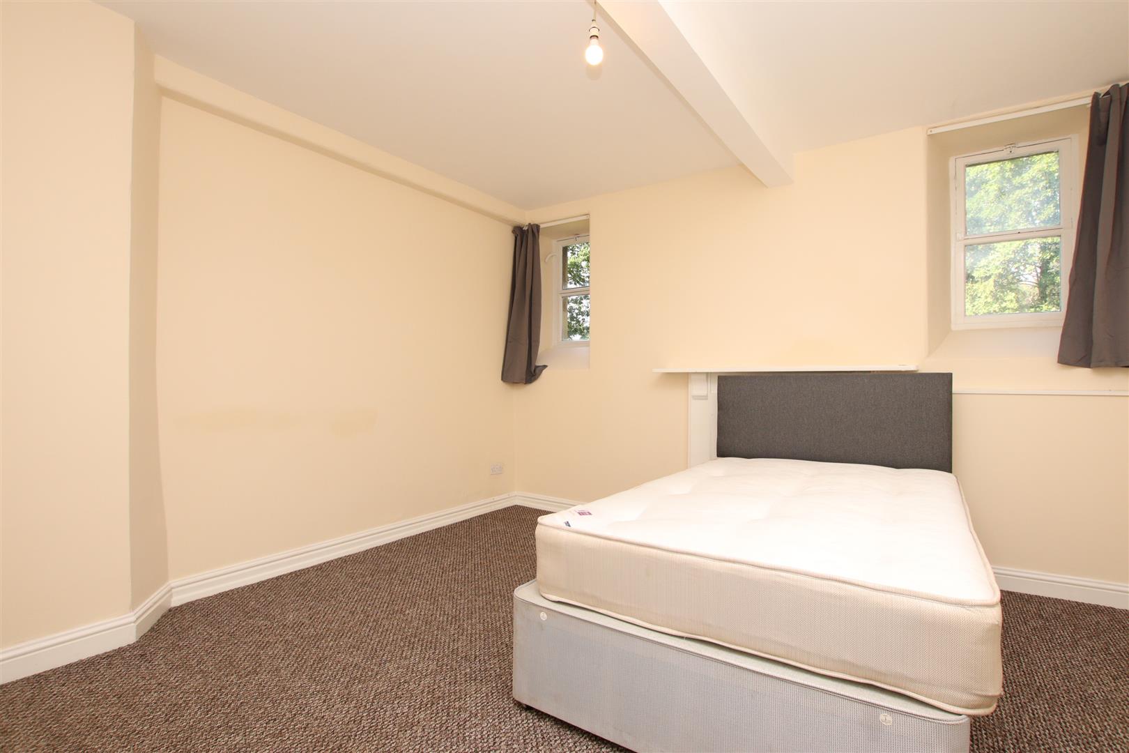 Weston Park East, Bath, BA1